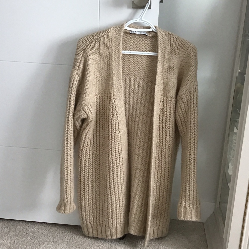 Zara Beige Knit Cardigan